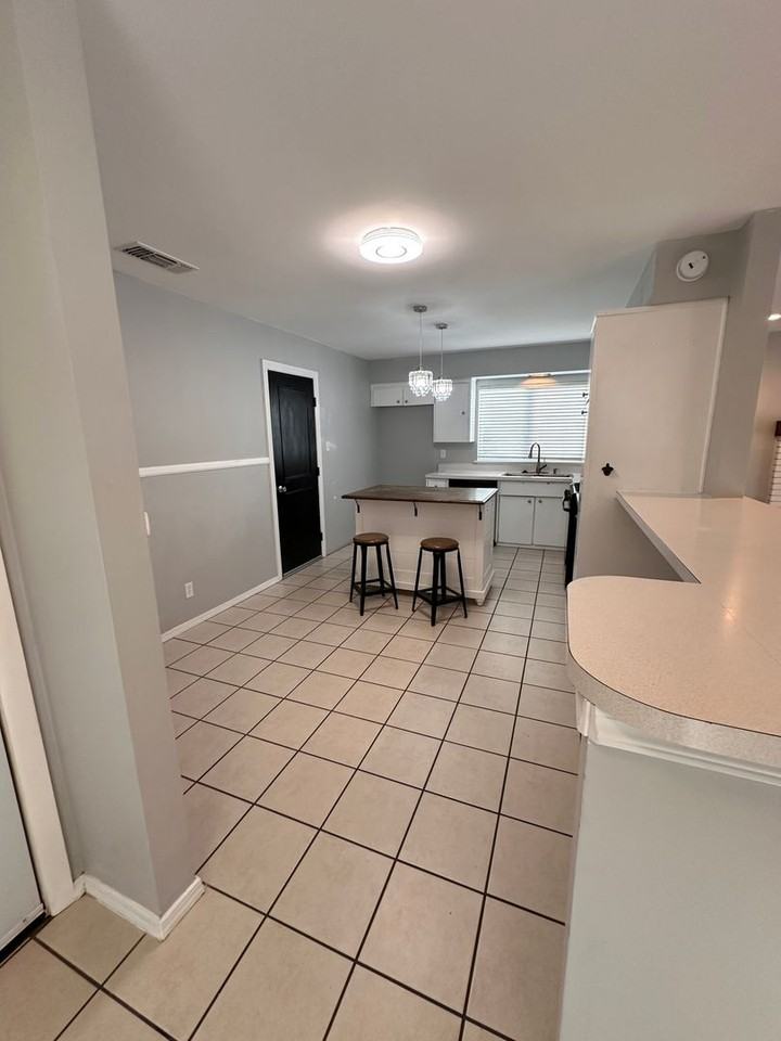 1493 Lazy A Dr - Photo 2 of 19