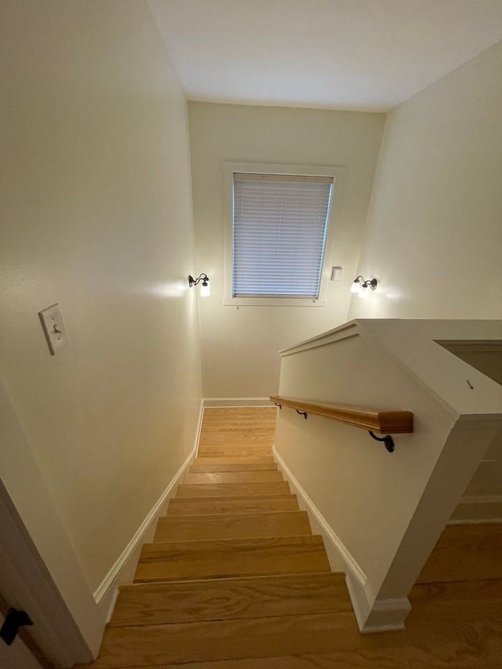 355 Cummins Rd - Photo 6 of 14