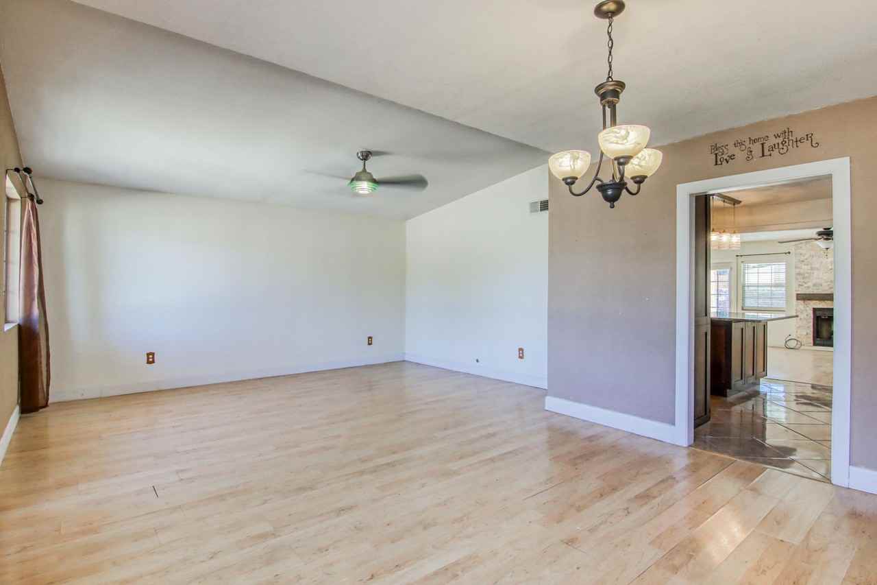 12110 Valparaiso Way - Photo 2 of 50