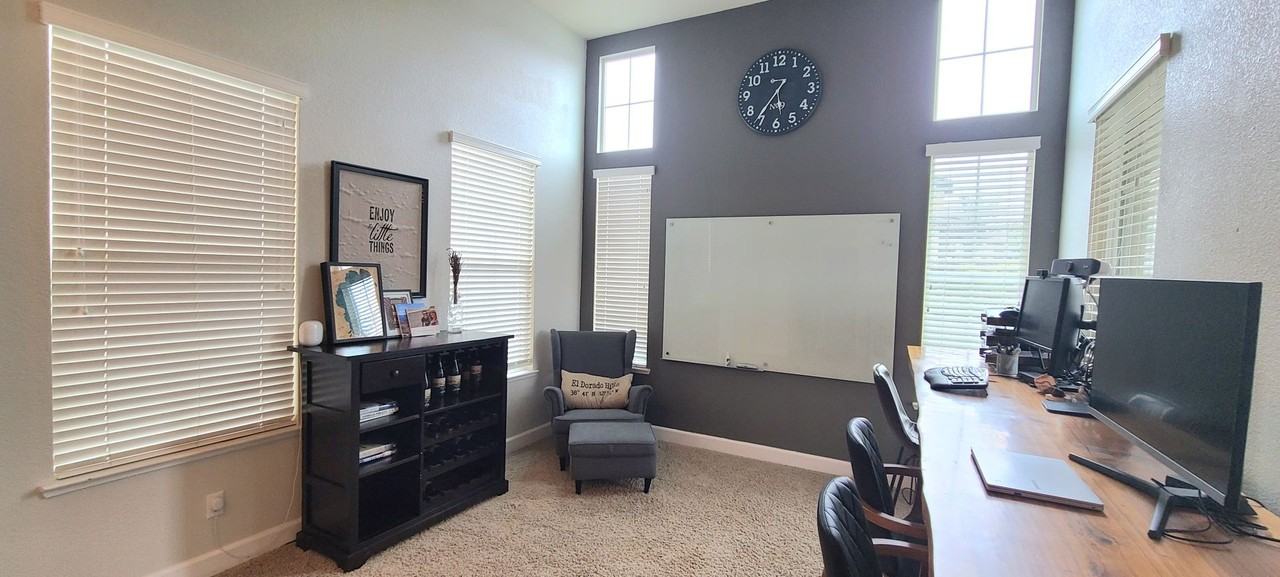 1034 Penniman Dr - Photo 3 of 37