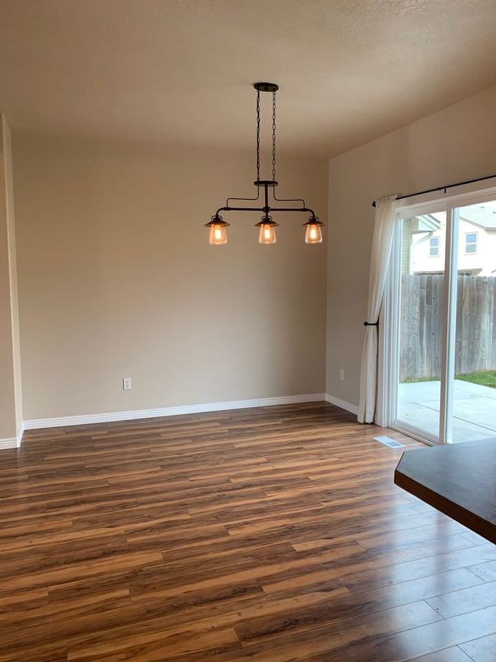 10600 Avalon St - Photo 3 of 14