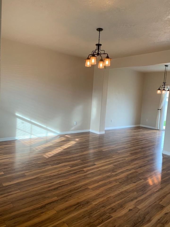 10600 Avalon St - Photo 4 of 14