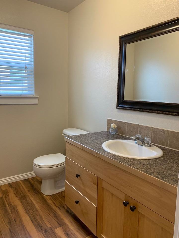 10600 Avalon St - Photo 7 of 14