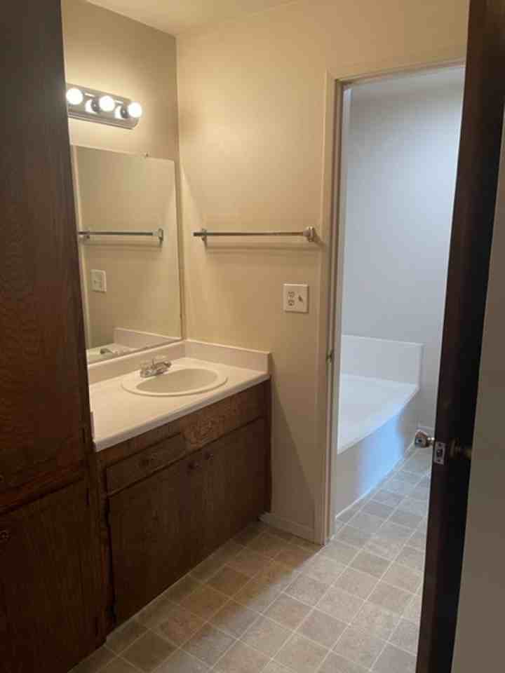 6244 Westside Rd - Photo 3 of 13