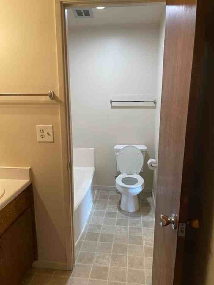 6244 Westside Rd - Photo 4 of 13