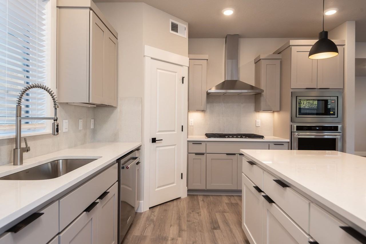 61202 Sw Beverly Way - Photo 5 of 27