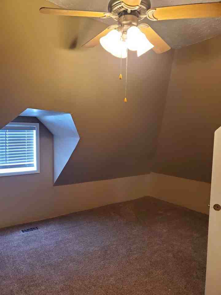 6137 Logan Ave - Photo 3 of 11