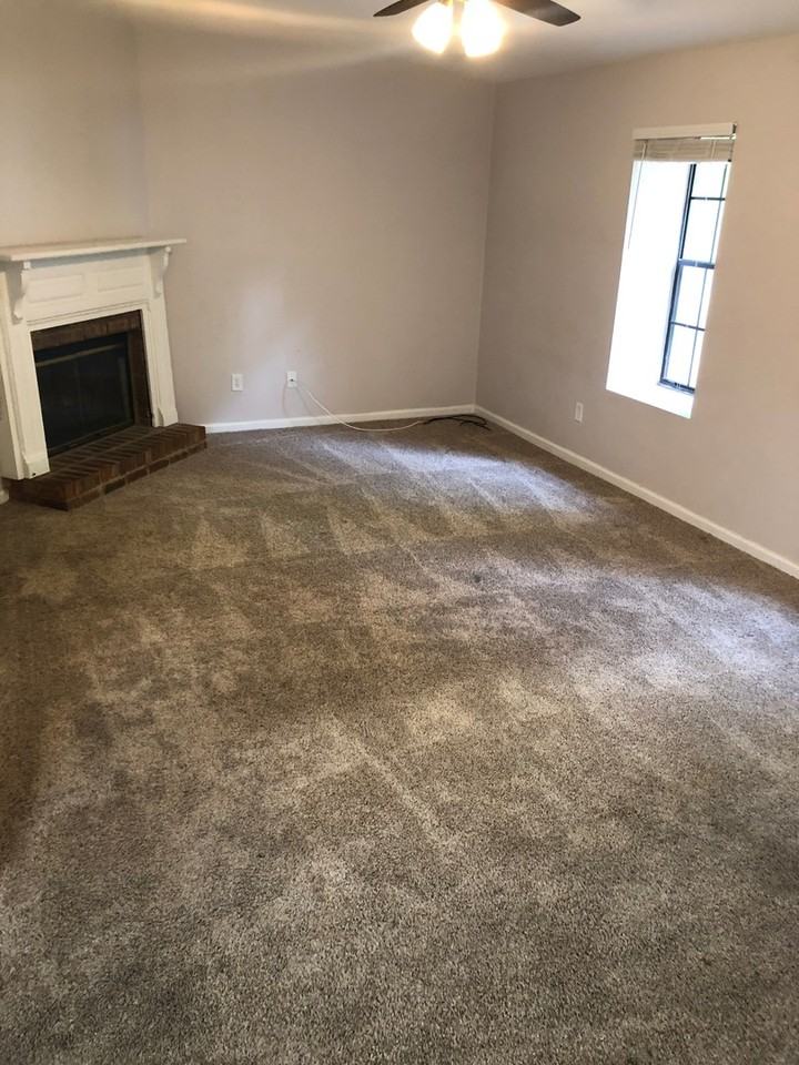 104 Whetherbine Way W - Photo 2 of 11