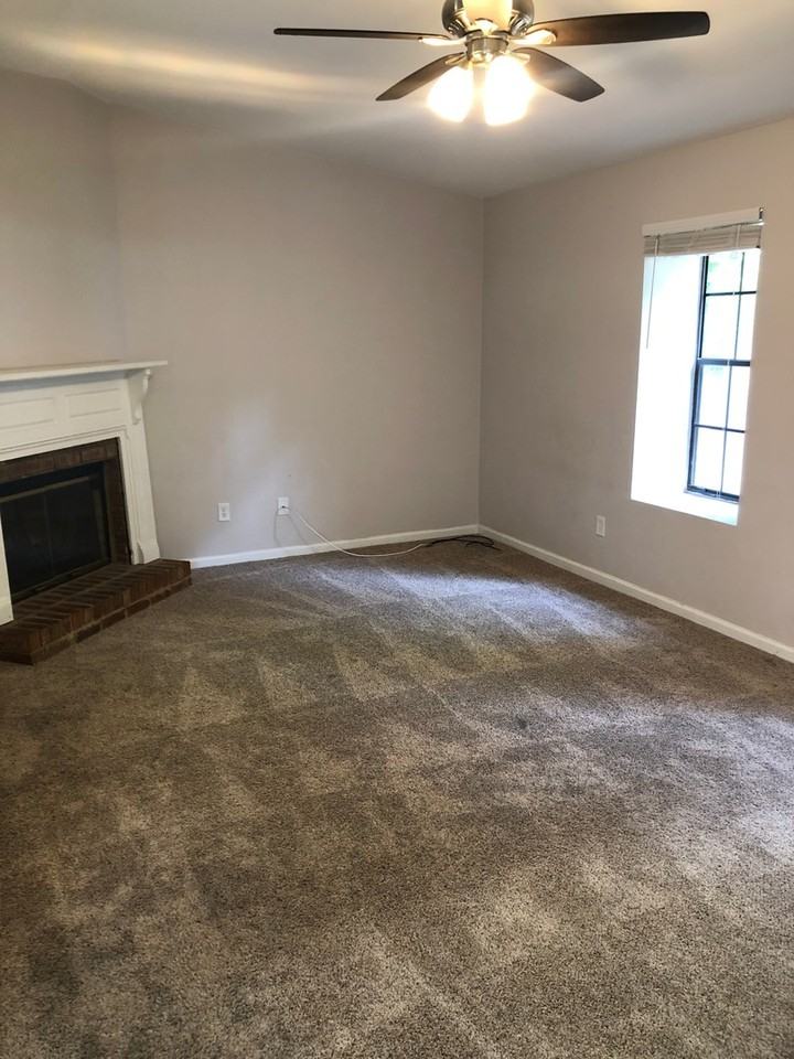 104 Whetherbine Way W - Photo 3 of 11