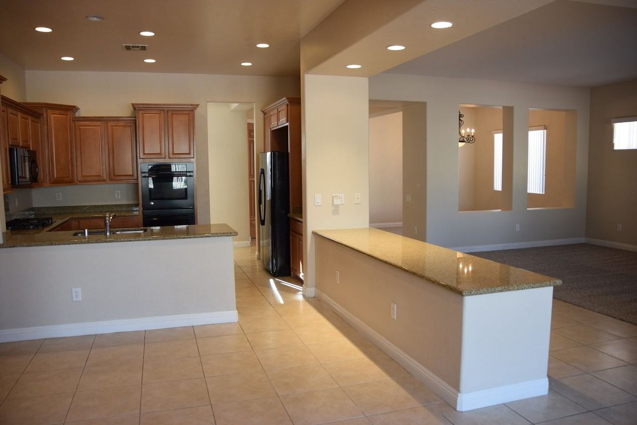 6904 Homing Pigeon Pl - Photo 4 of 38