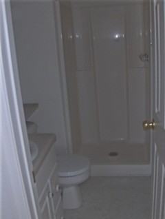 135 John Ct - Photo 4 of 10