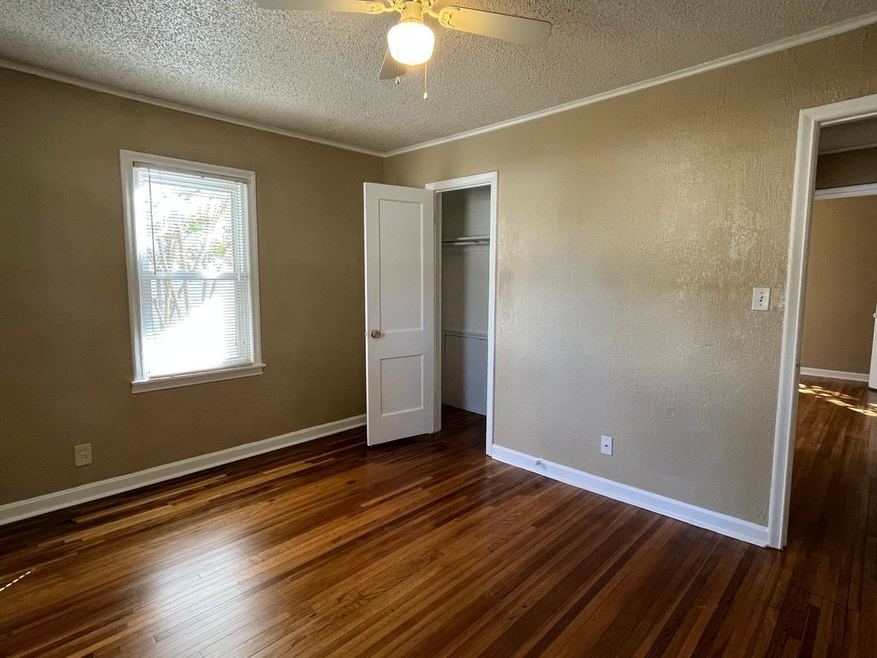 4726 S Boston Pl - Photo 6 of 14