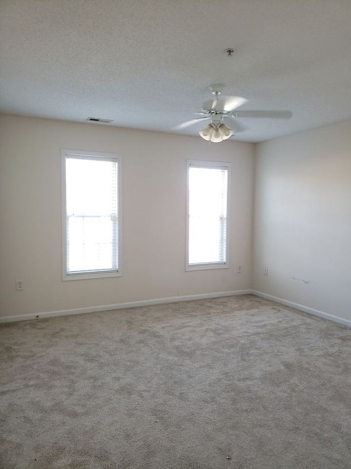 106 Locomotive Ln #207 - Photo 7 of 13