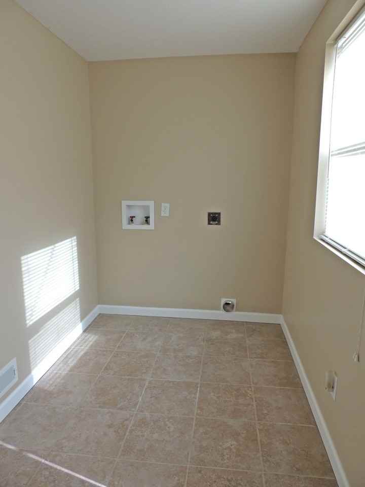 1013 Cherry St - Photo 3 of 18