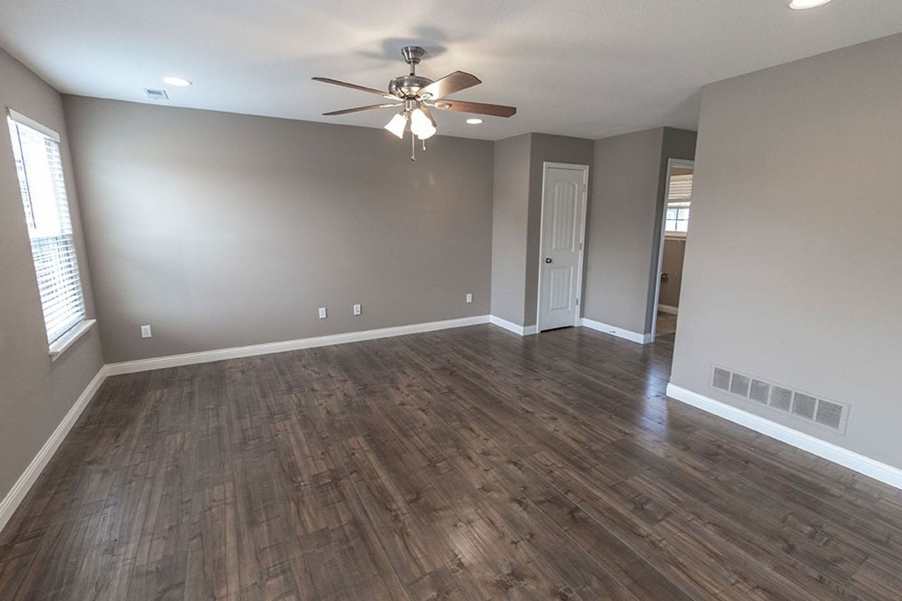 2807 Amberwood Ct - Photo 5 of 37