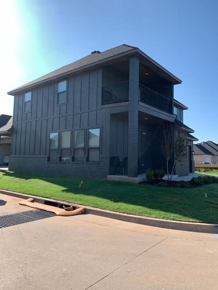 3313 Enclave Pl - Photo 3 of 28