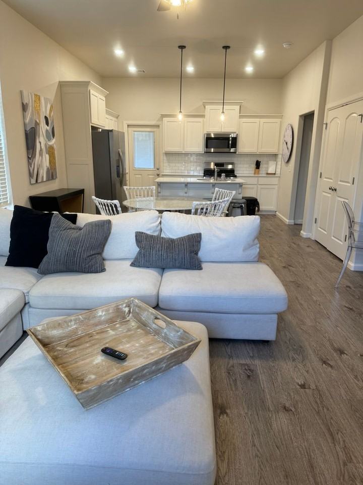 3313 Enclave Pl - Photo 5 of 28