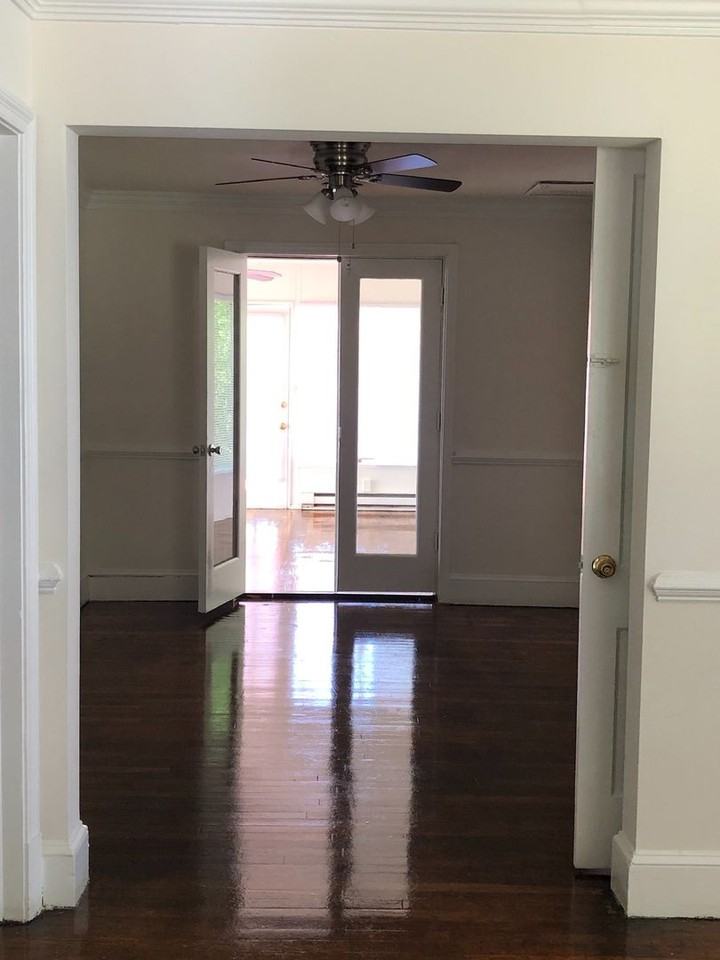 6022 Club Rd - Photo 4 of 36