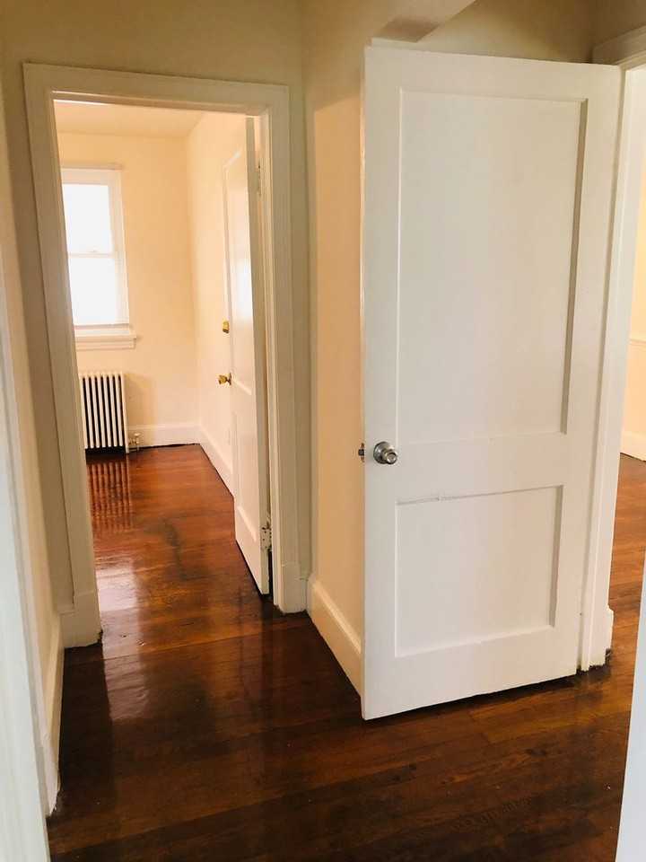 6022 Club Rd - Photo 4 of 36