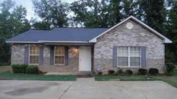 featured image of 2006 Longview Ct