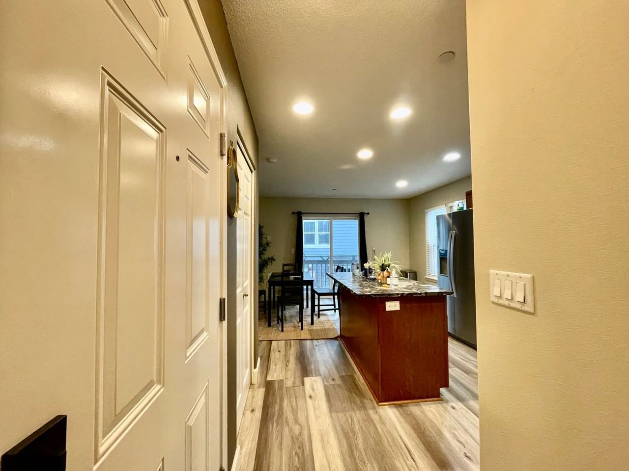 11921 Se Ash St #15 - Photo 4 of 34