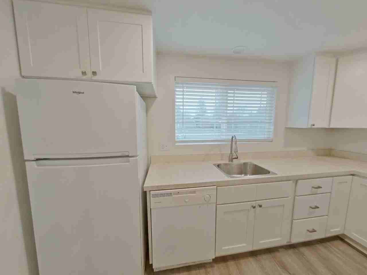 88044 5th St - Photo 3 of 9