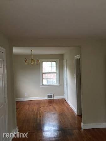 9108 Wabaday Ave - Photo 3 of 10