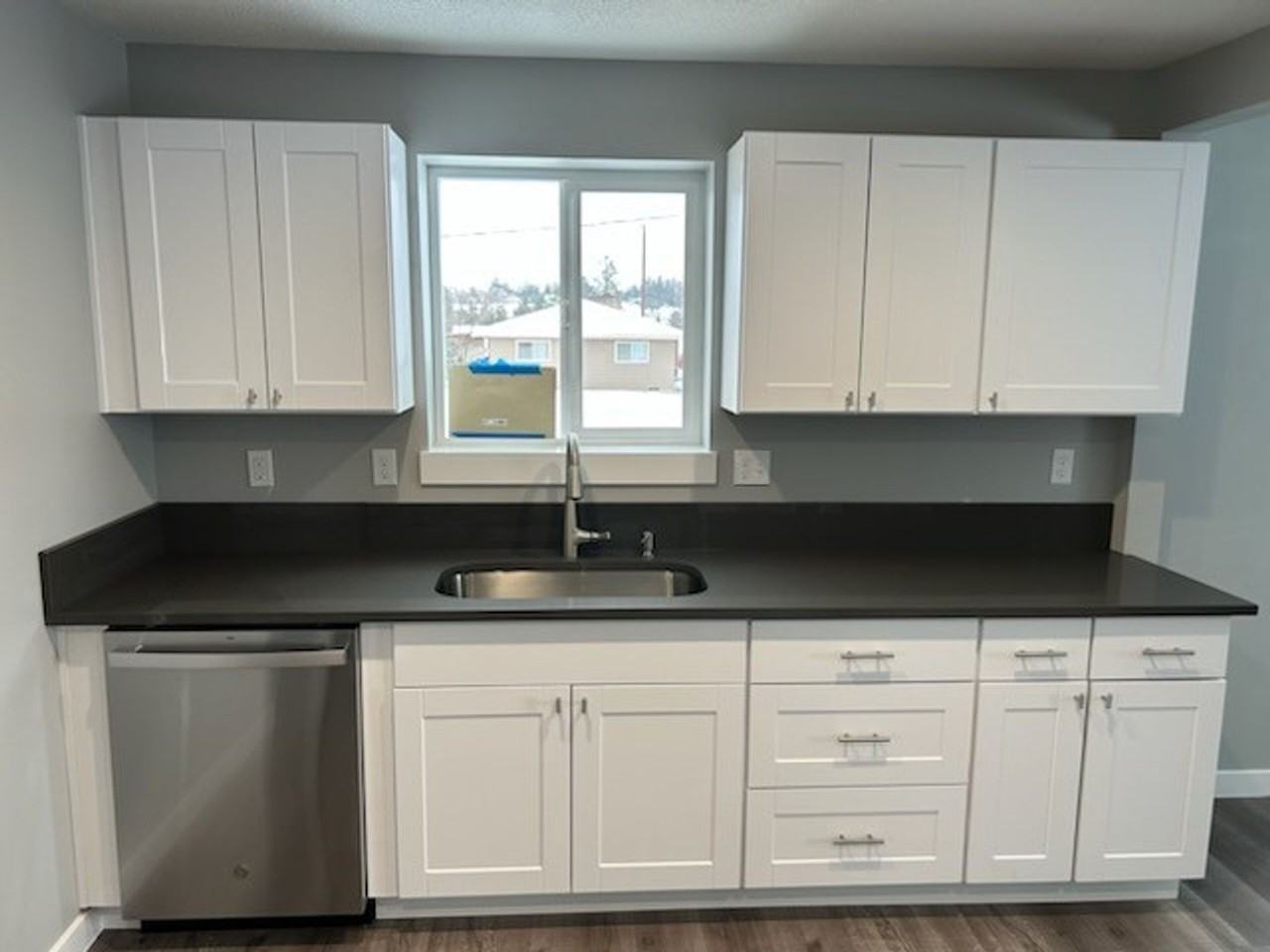 1709 S Adams Dr - Photo 2 of 8