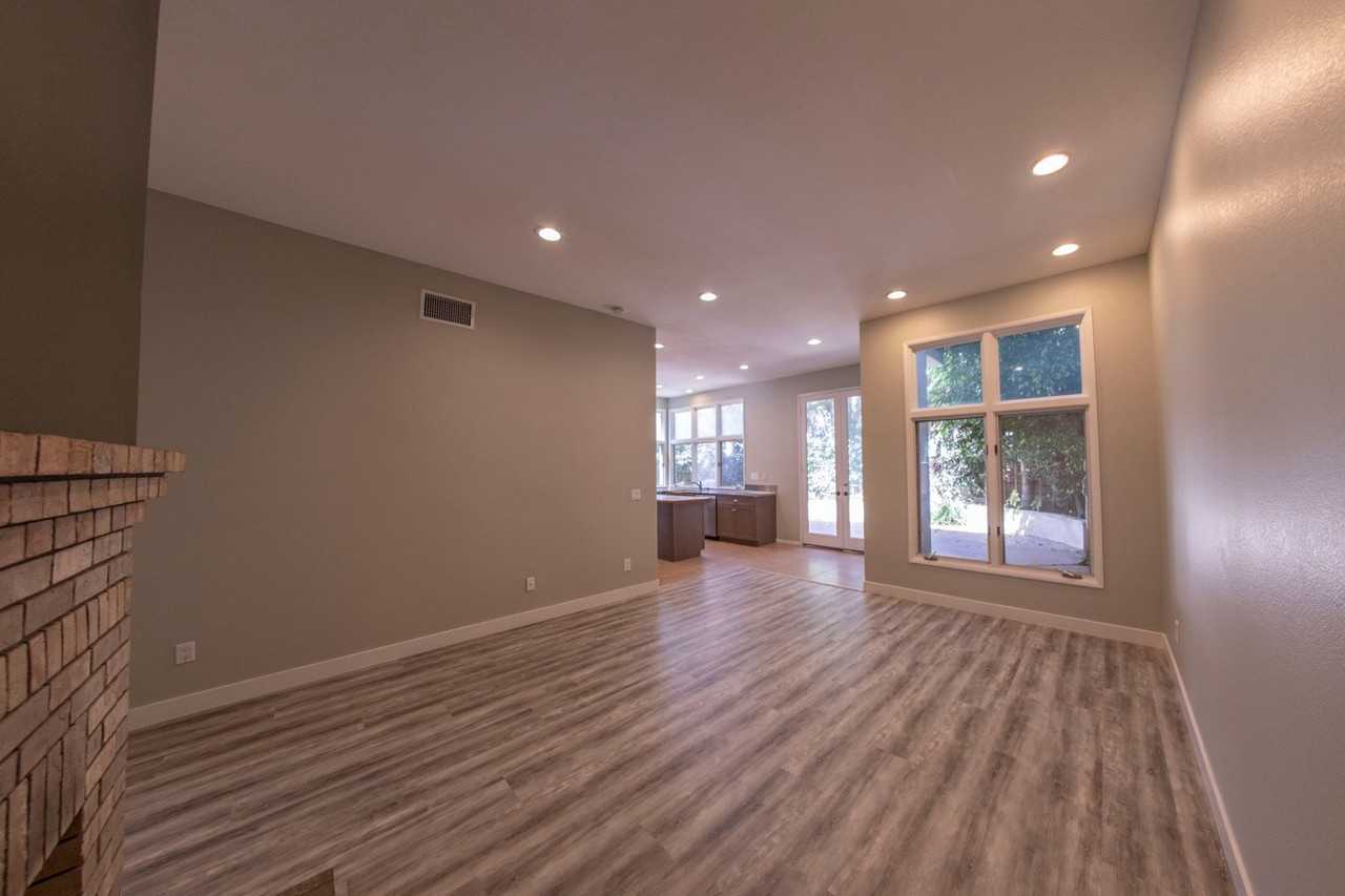 9756 Keeneland Row - Photo 6 of 39
