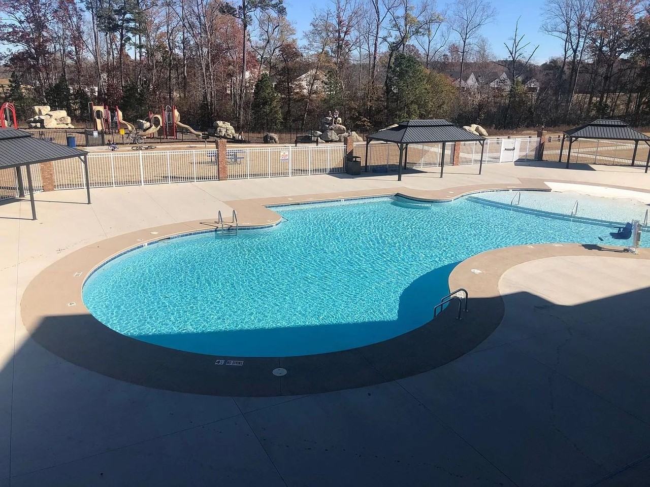 2252 Kasota Ln - Photo 3 of 13