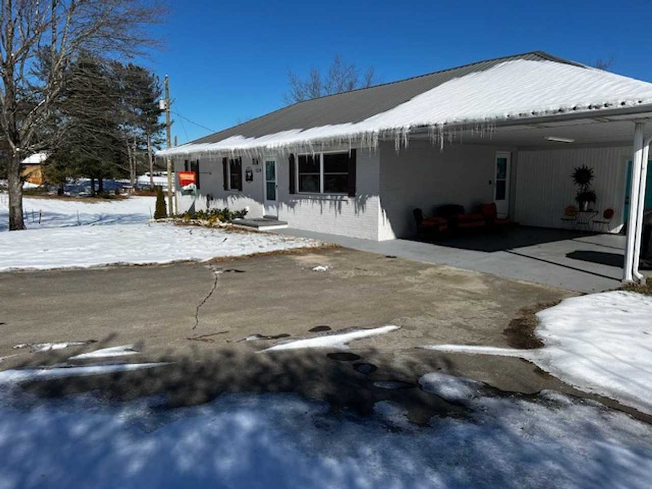 1834 E Brown School Rd - Photo 3 of 19