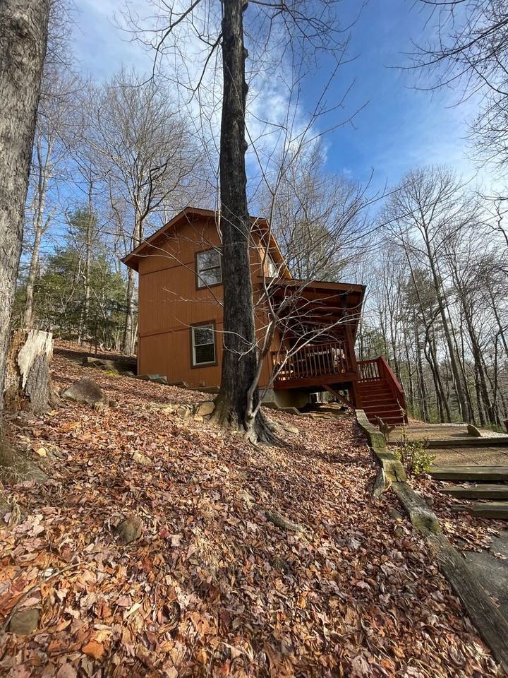 277 Tinys Mountain Dr - Photo 3 of 37