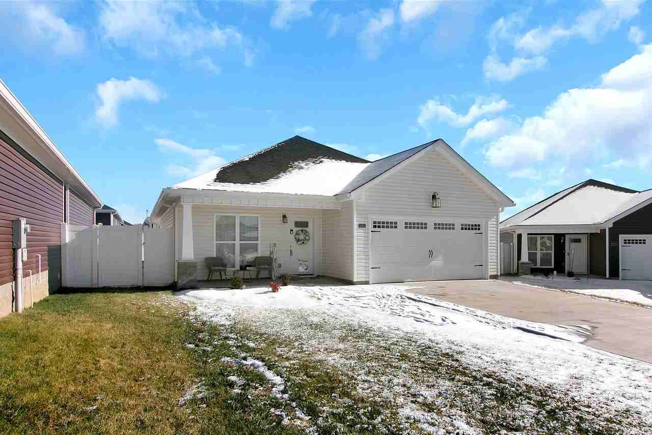 110 War Admiral Ct - Photo 2 of 27