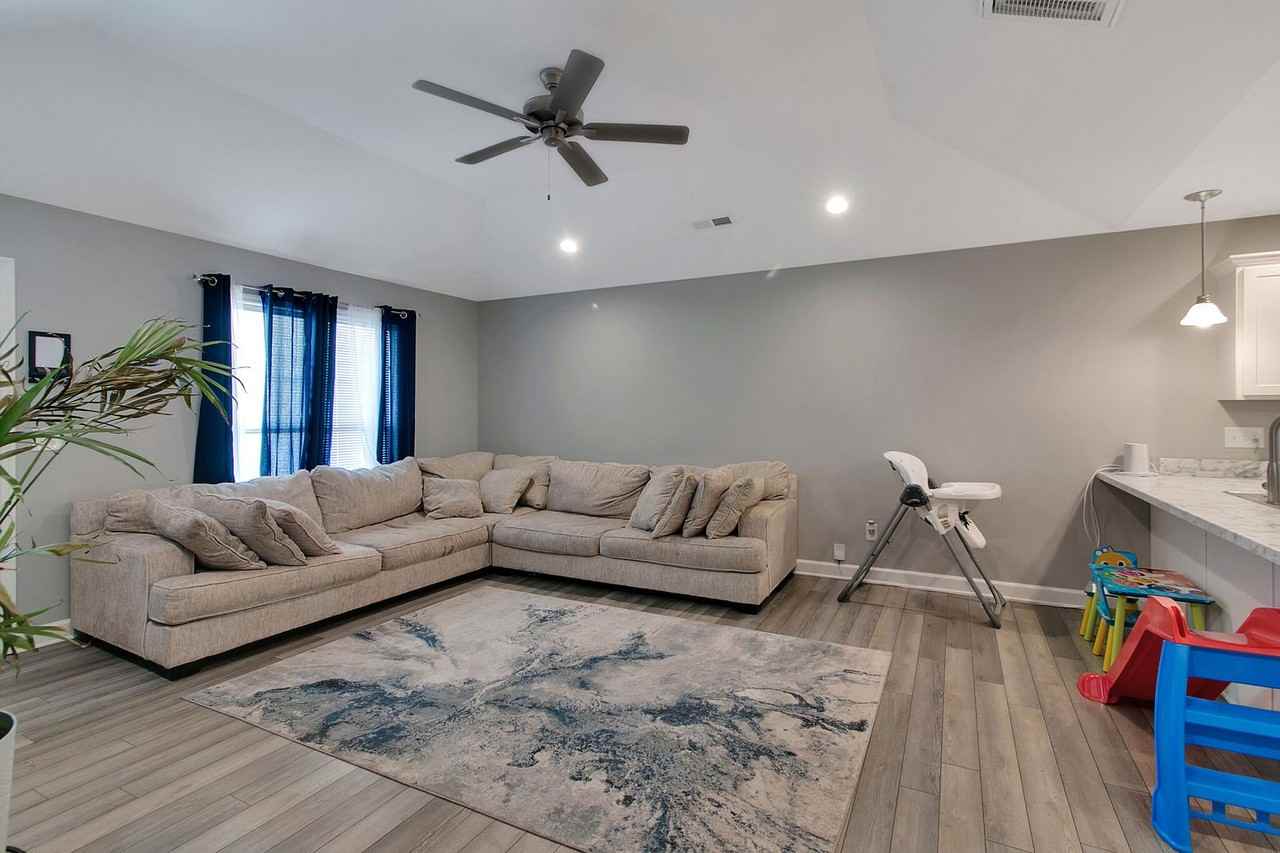 110 War Admiral Ct - Photo 7 of 27