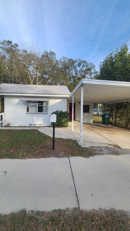 18387 Sw State Road 47, Fort White, FL 32038 2 Bedroom House for 1,700