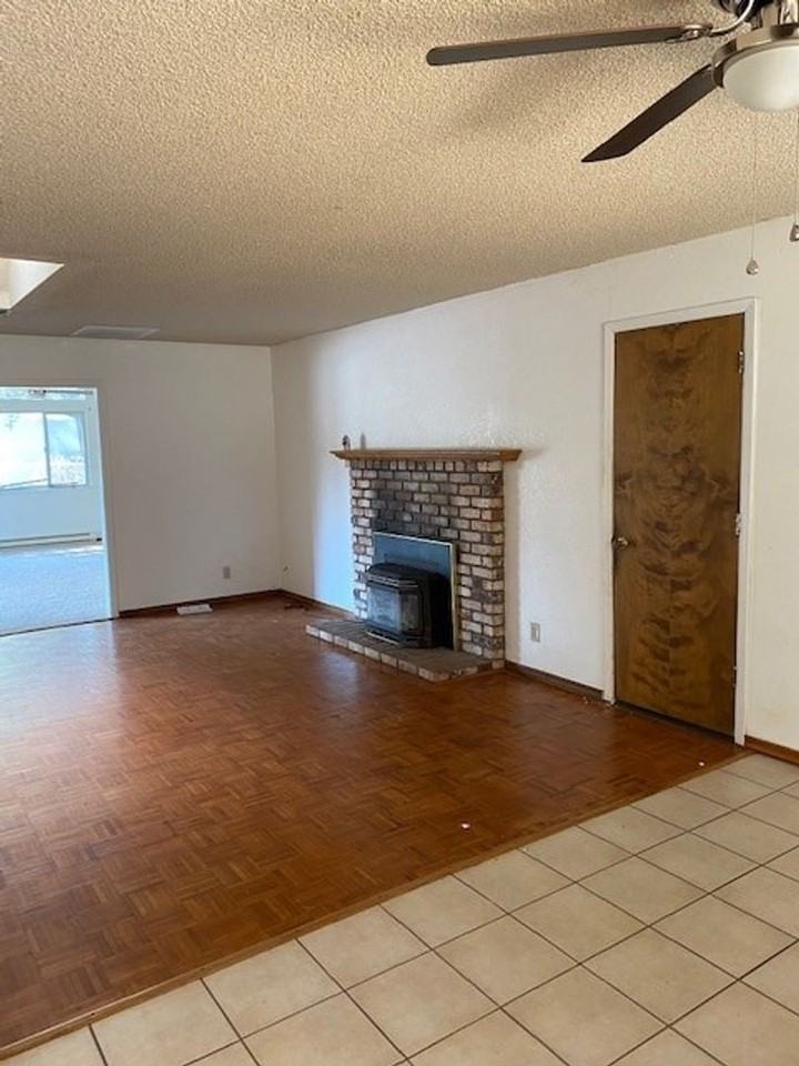 7006 Bohn Blvd - Photo 6 of 16