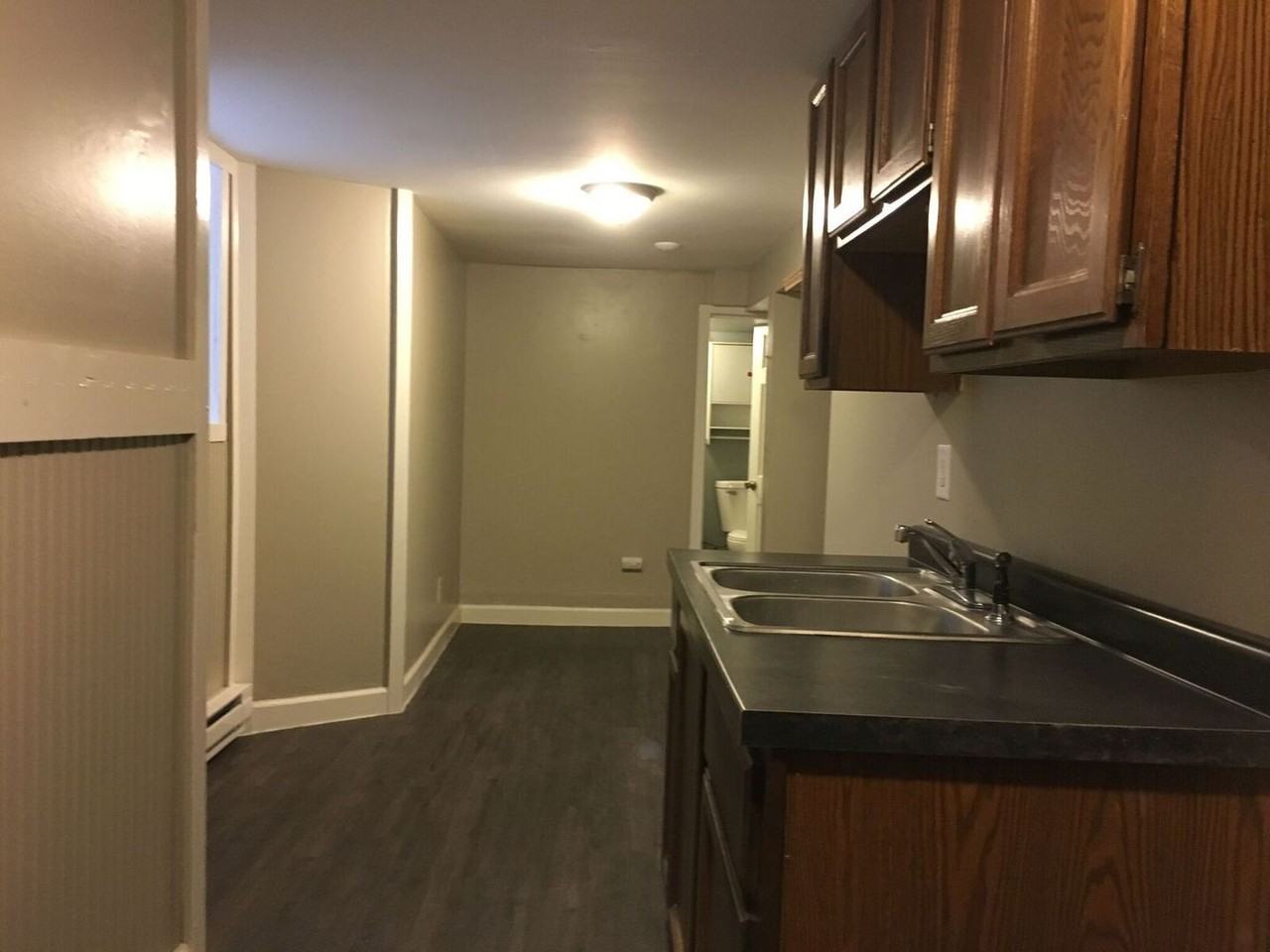 412 N 11th Ave E - Photo 2 of 12