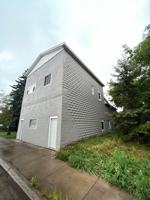 featured image of 423 Commonwealth Ave #1