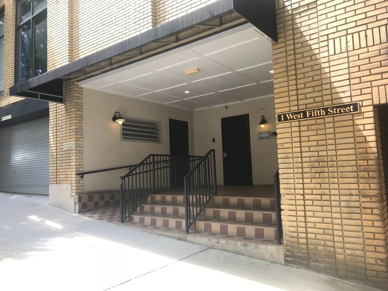 1 W 5th St #205