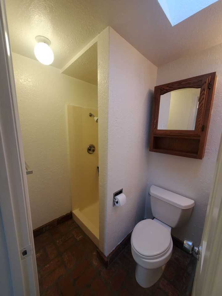 648 Good Hope St - Photo 7 of 7