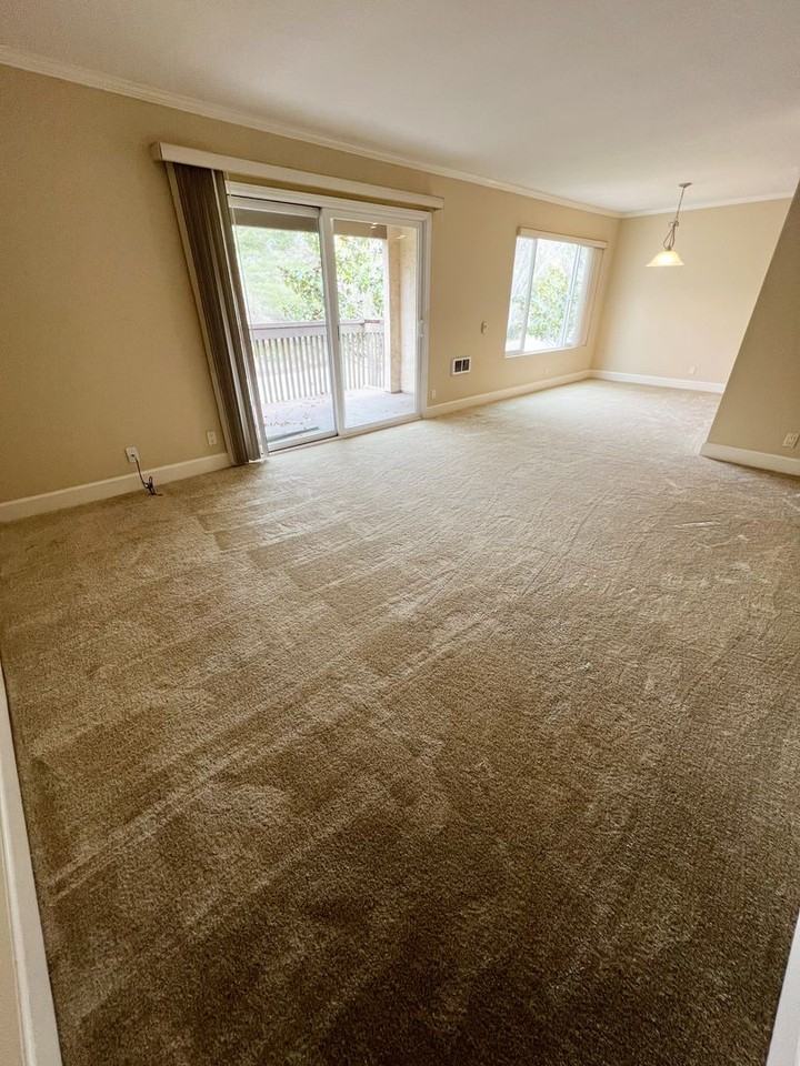 3050 Via Alicante #H - Photo 5 of 18