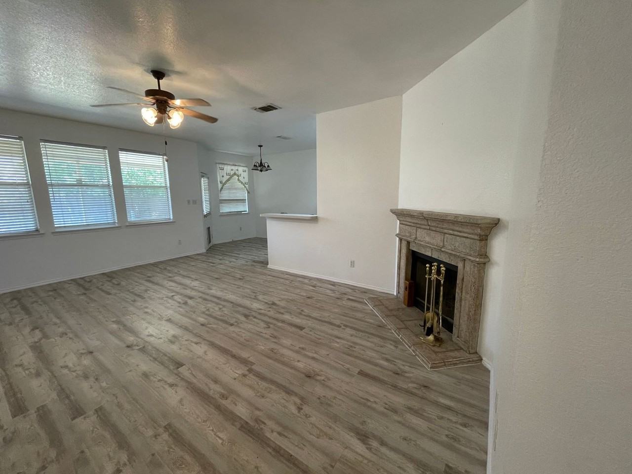 3501 Cattlebaron - 3501 Cattlebaron Dr. - Photo 3 of 23