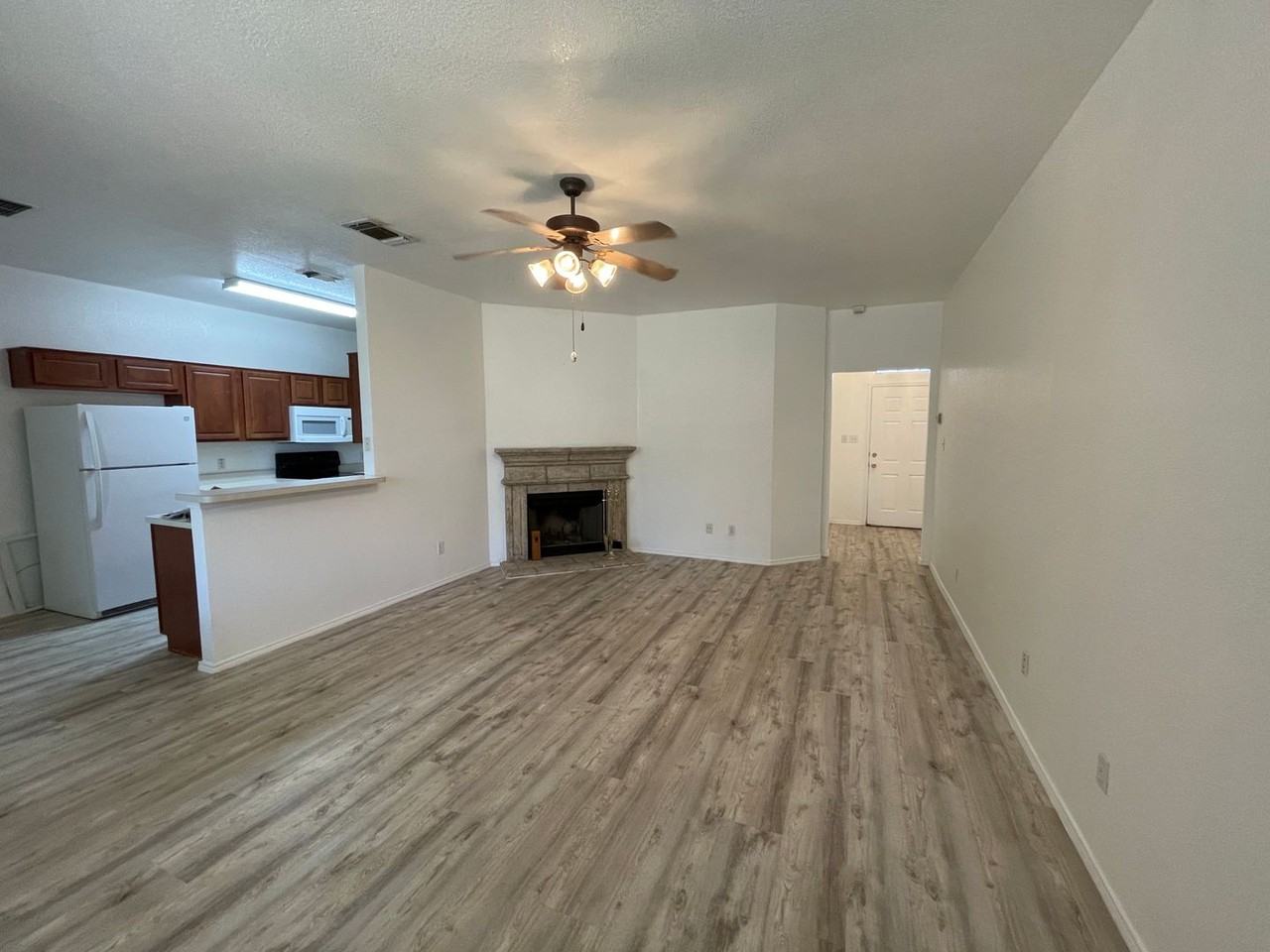 3501 Cattlebaron - 3501 Cattlebaron Dr. - Photo 5 of 23