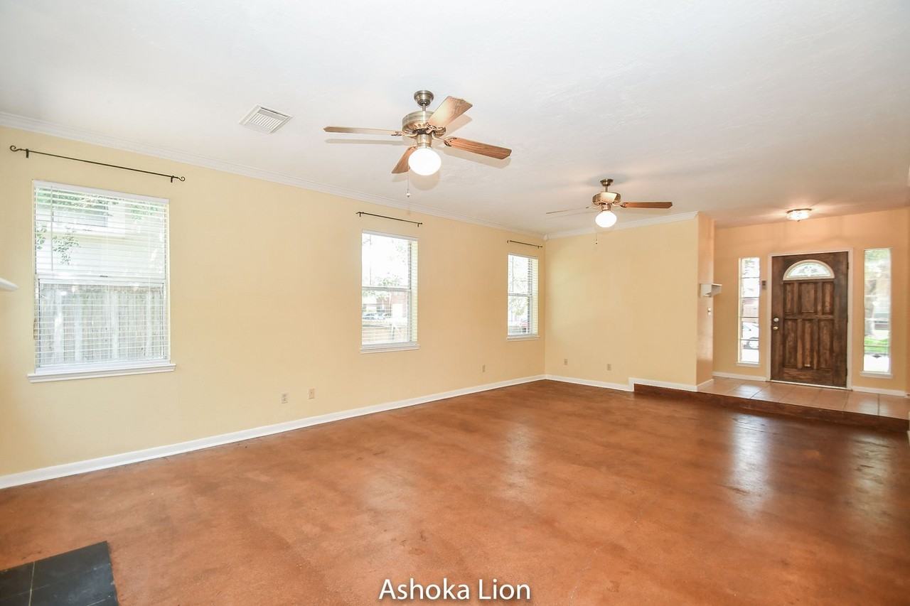 3419 Sheldon Dr - Photo 7 of 34