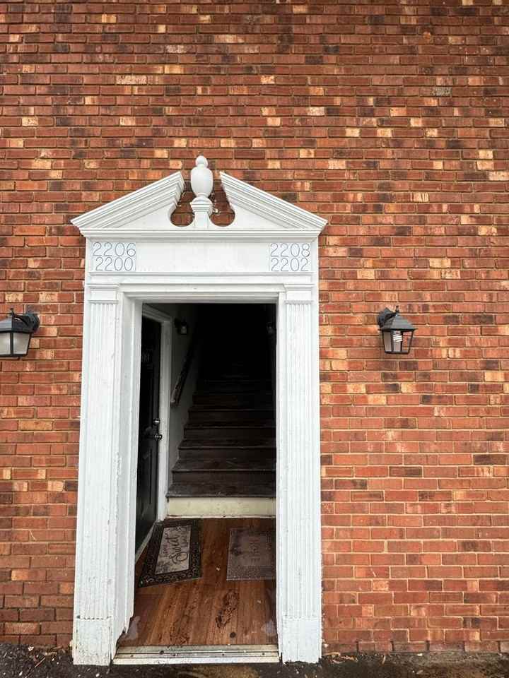 2208 S Main St - Photo 2 of 13
