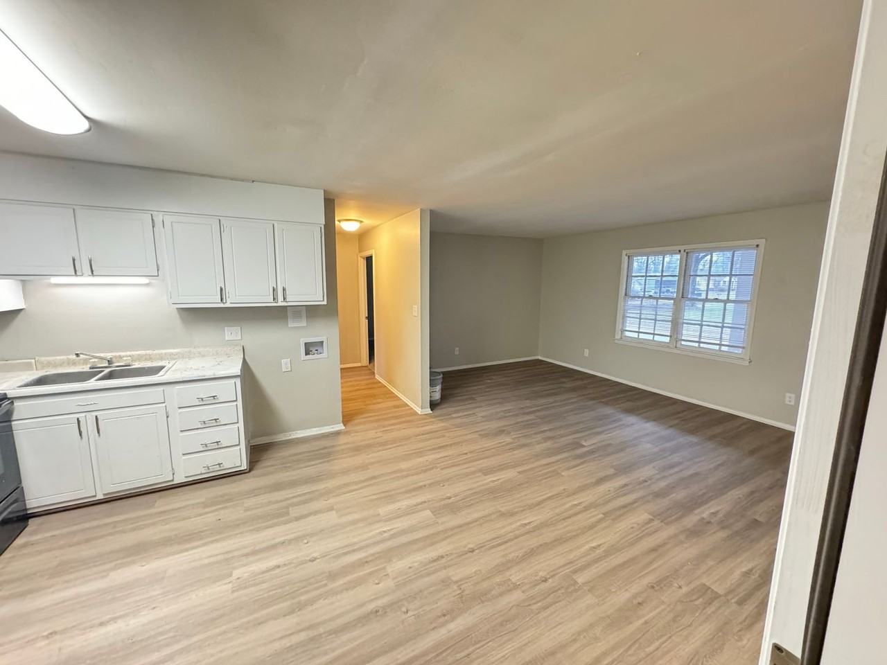2208 S Main St - Photo 3 of 13