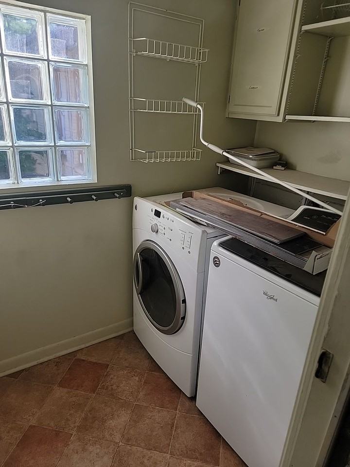 114 Rainbow Ln - Photo 6 of 11