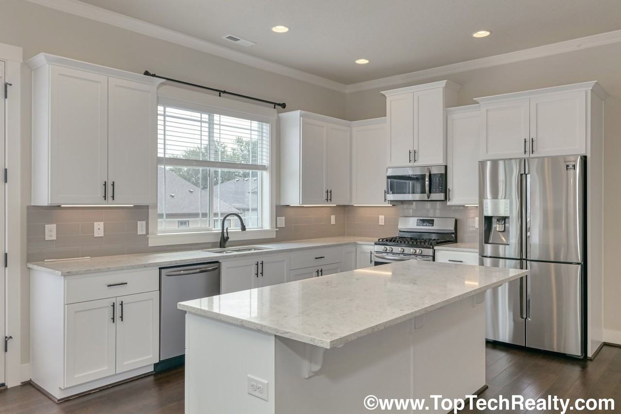 16668 Sw Snowdale St - Photo 7 of 22