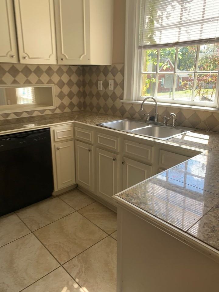 3485 Wellington Rd - Photo 6 of 11