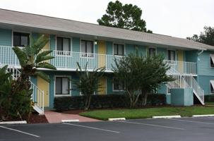 featured image of 2777 N Poinciana Blvd